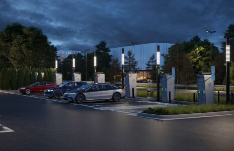 Mercedes-Benz High-Power Charging Named Preferred EV Charging Provider for Federal Realty
