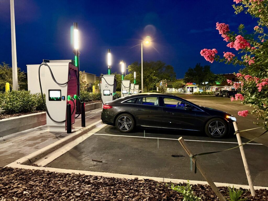 Fast EV charging in Riverview, FL at Mercedes-Benz High-Power Charging