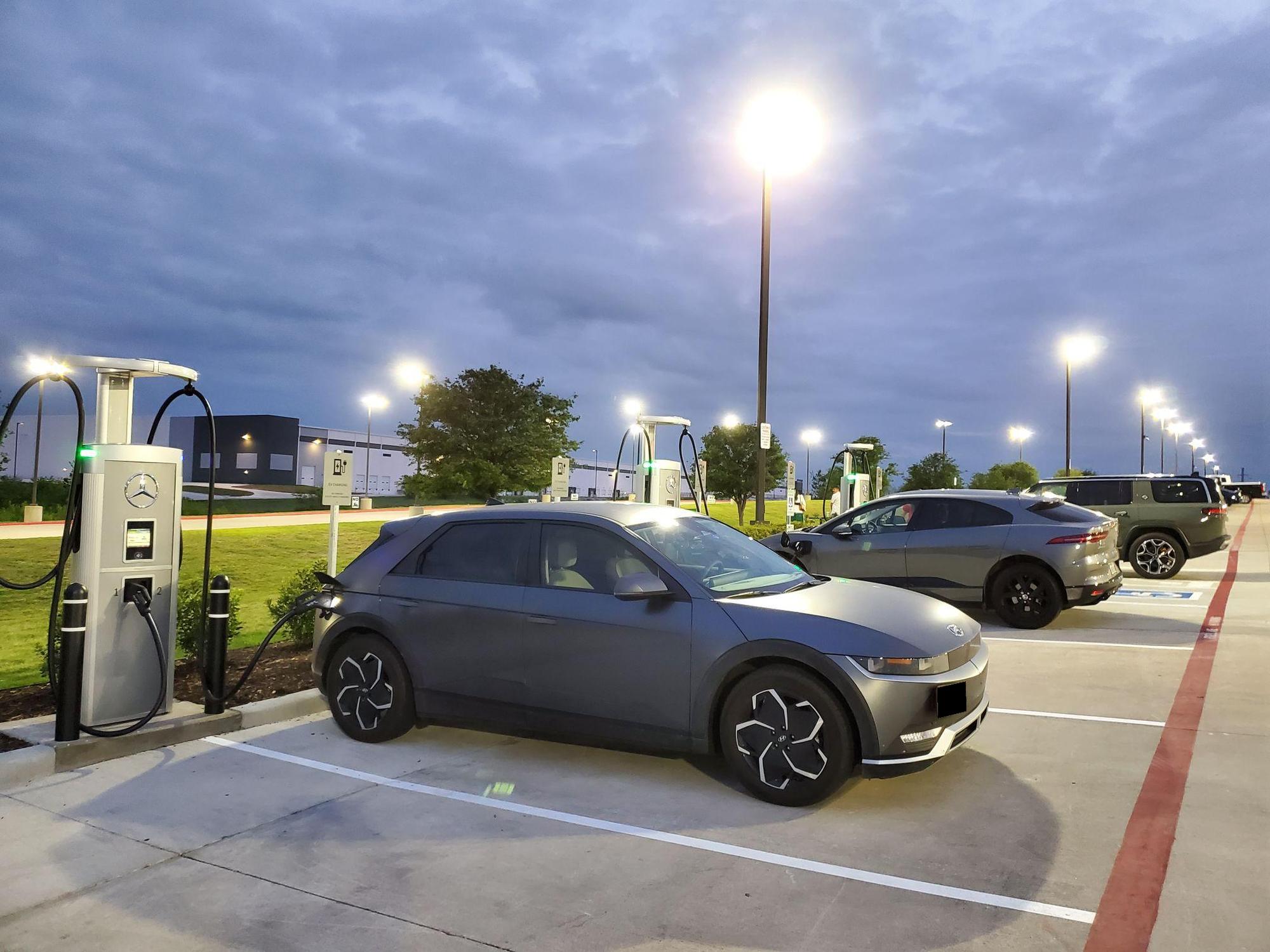 Temple, TX charging station (a1RDo000000Z3NtMAK)