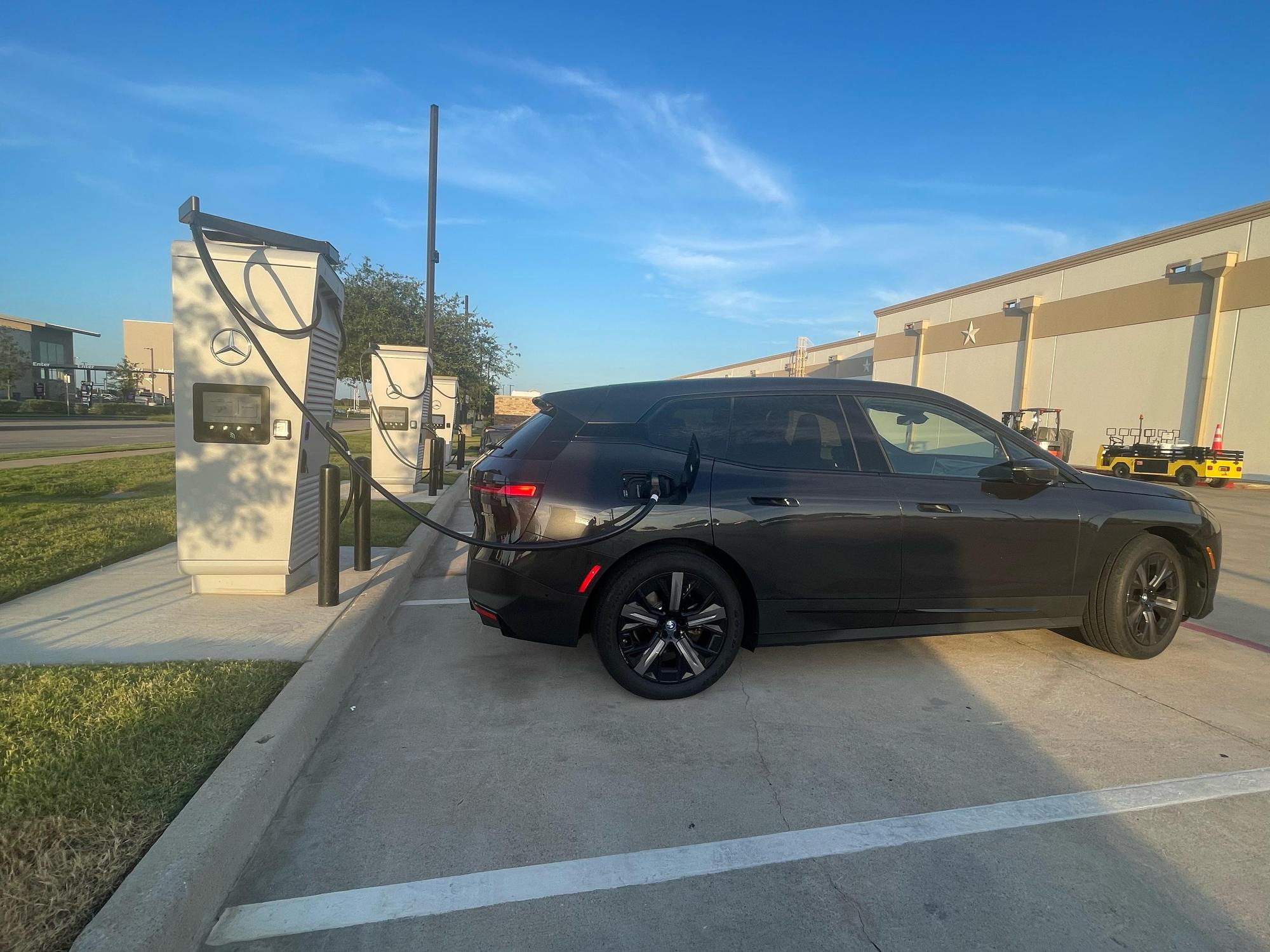 Terrell, TX charging station (a1RDo000000Z3O7MAK)