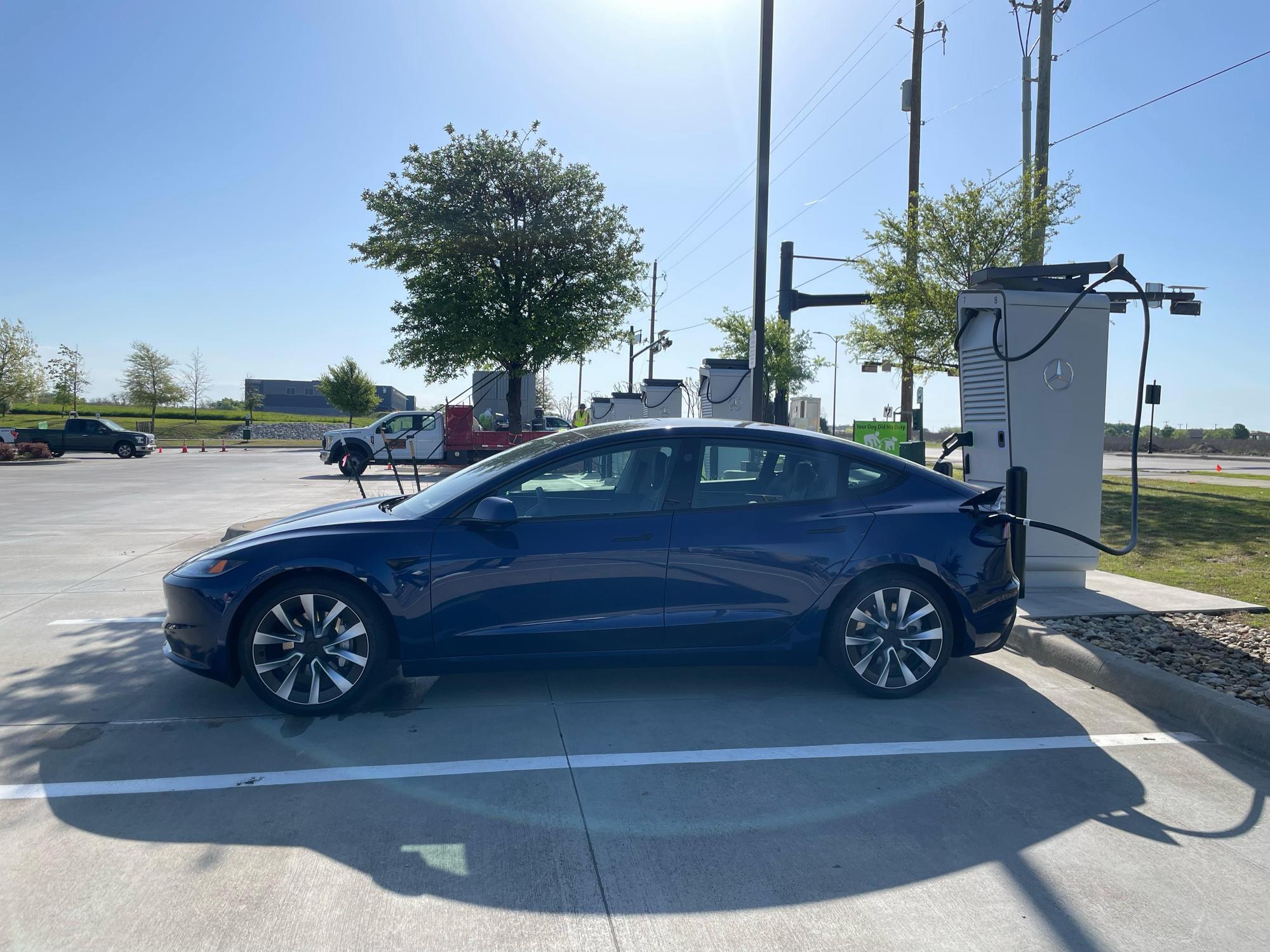 Melissa, TX charging station (a1RDo000000Z3OCMA0)