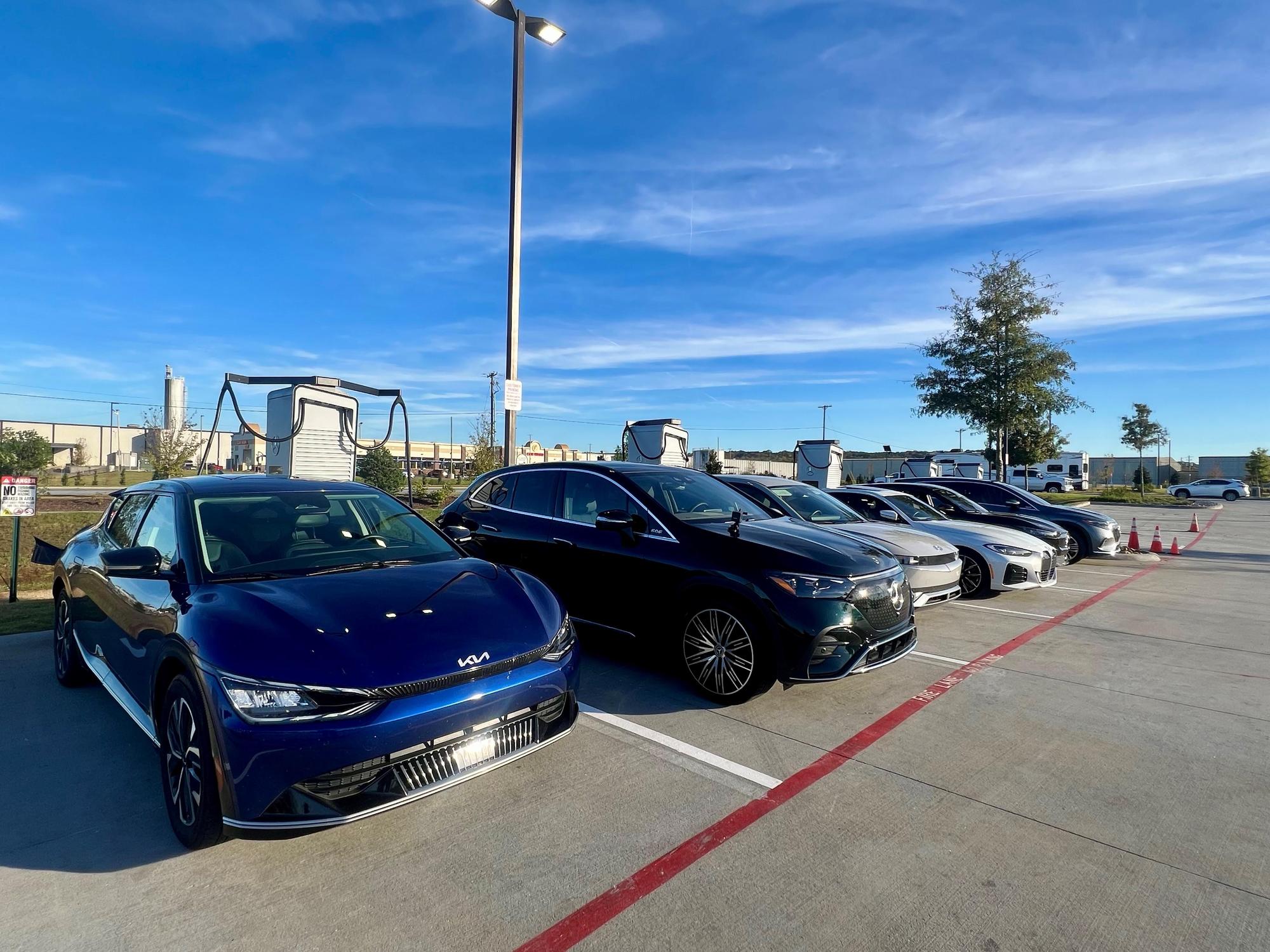 Calhoun, GA charging station (a1RDo000000Z3YeMAK)