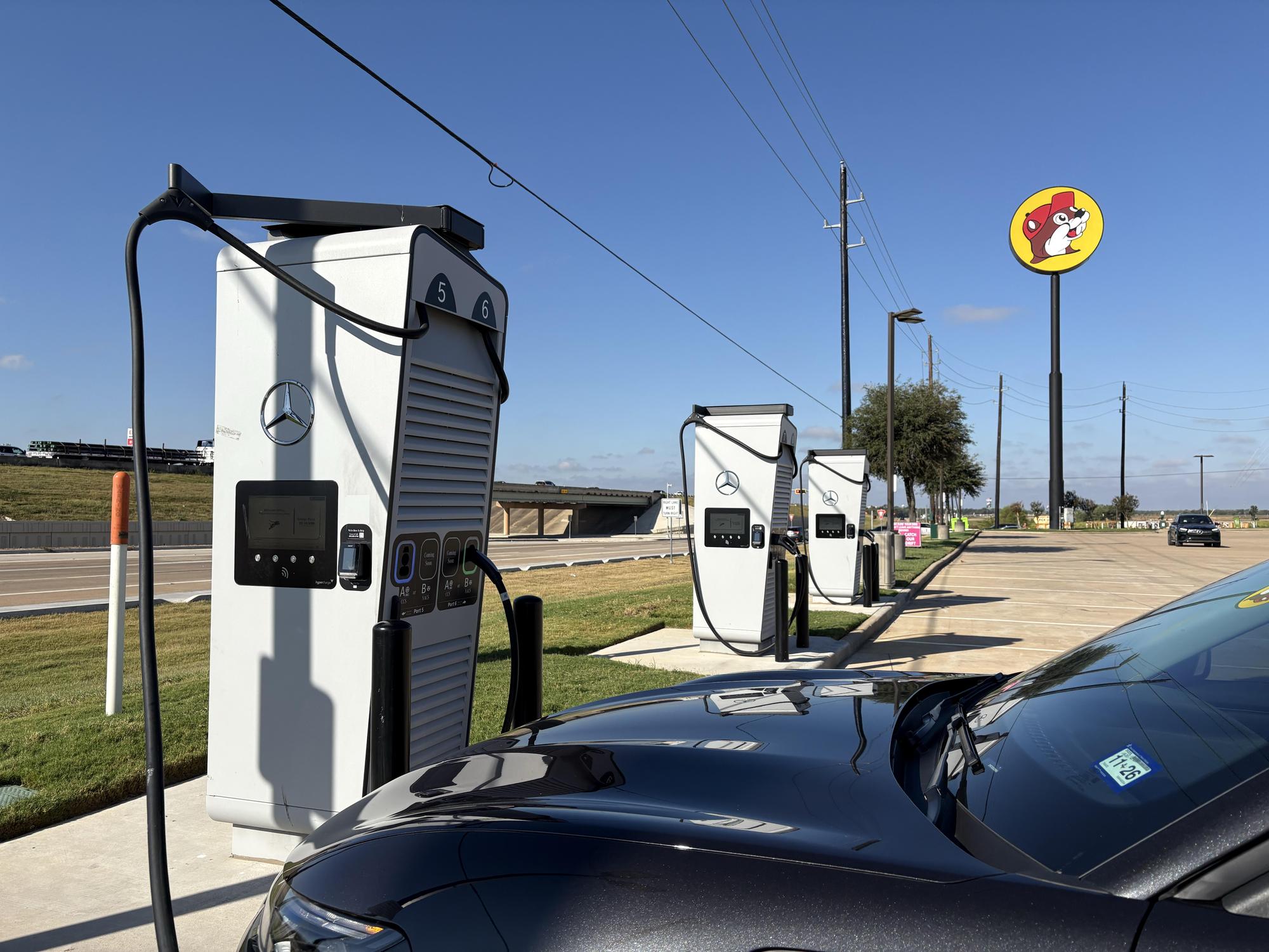 Waller, TX charging station (a1RDo000000Z3e7MAC)