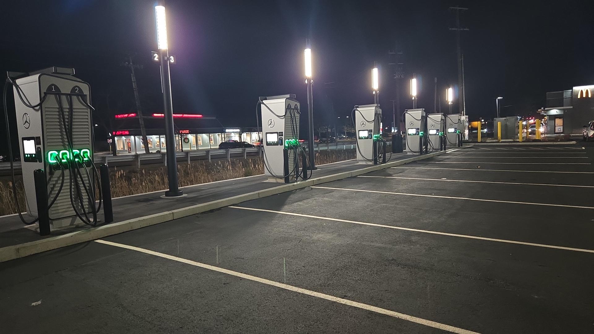 Kittery, ME charging station (a1RQK0000009b8Z2AQ)