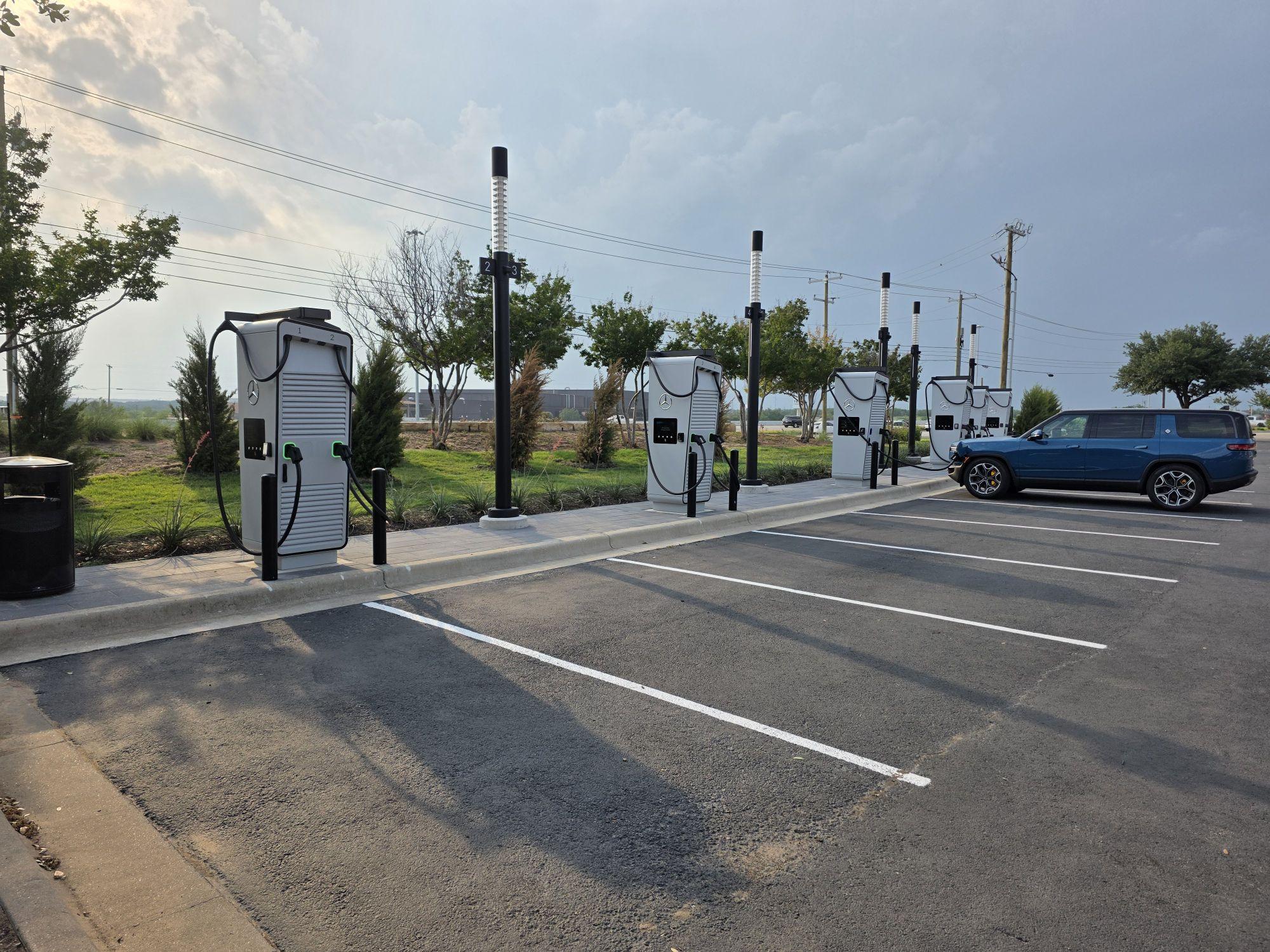 Round Rock, TX charging station (a1RQK000000KHaz2AG)