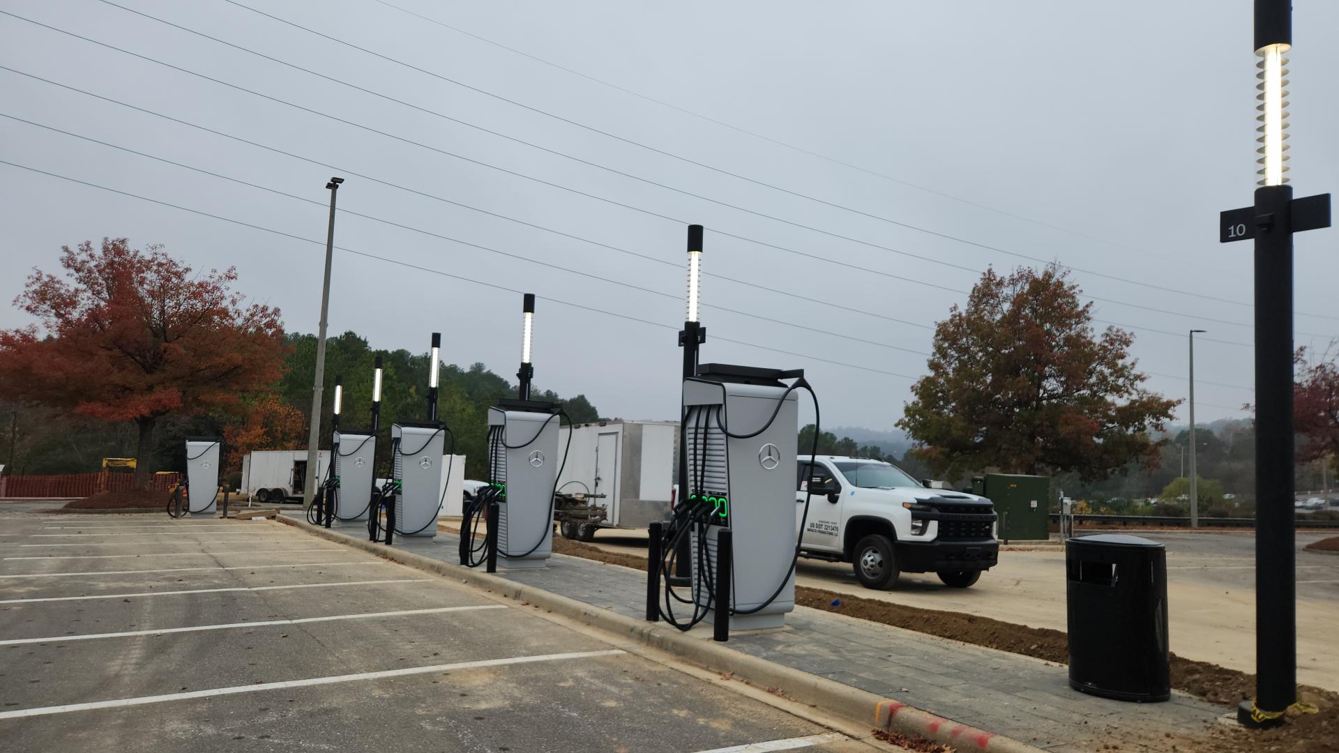 Birmingham, AL charging station (a1RQK000000dvlx2AA)